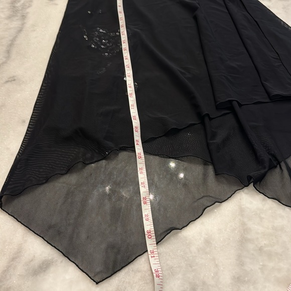 Black layered skirt with asymmetrical hem line and sequin detail - Picture 11 of 13